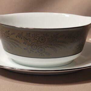 Noritake Walden 2028 Gravy Sauce Boat with Attached Underplate EXCELLENT!